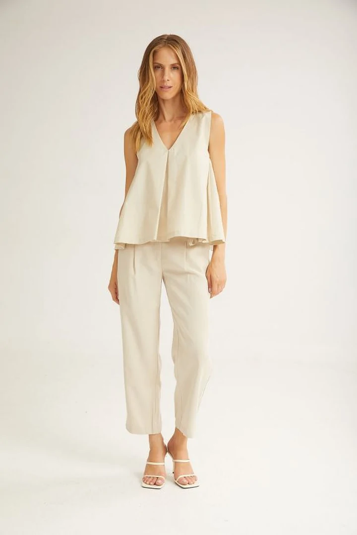 The Parfait Sleevless Top - Image 2