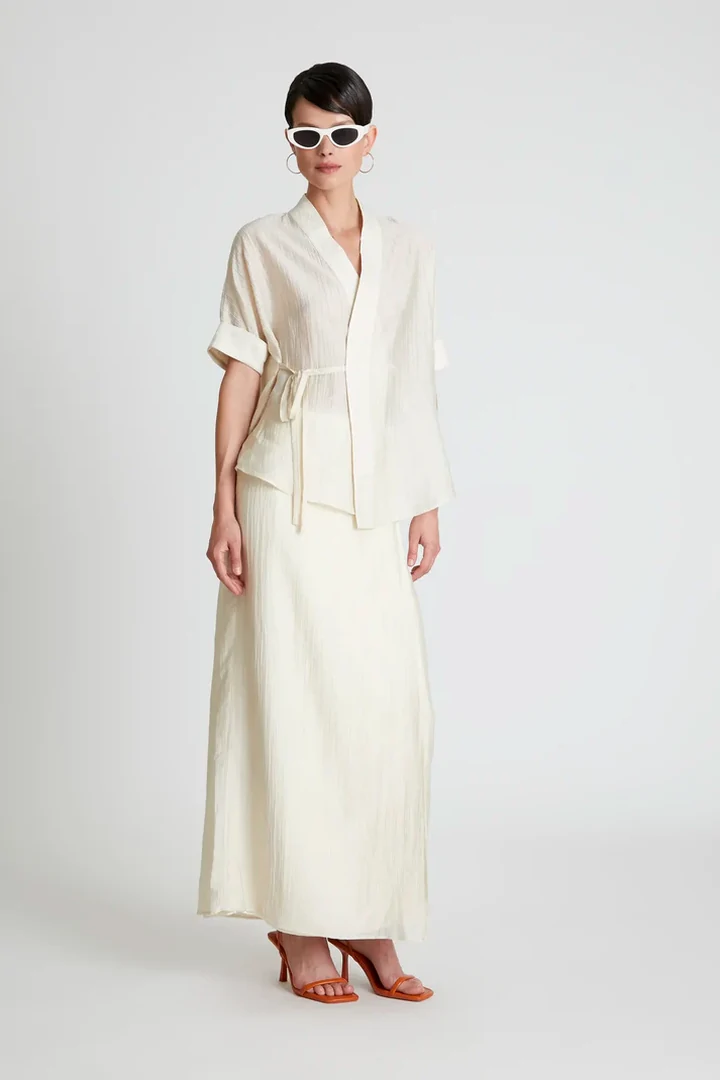 Long straight white skirt - Image 4