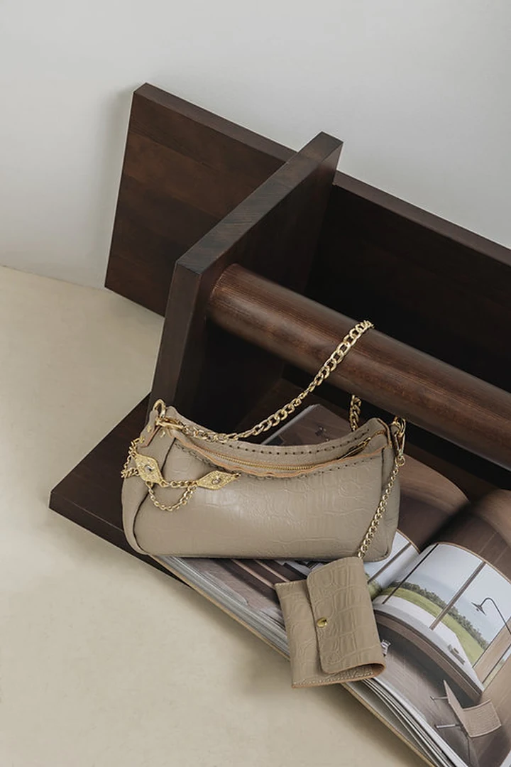 χειροποίητη δερμάτινη τσάντα ώμου individual art leather rushmere stone beige πούρου