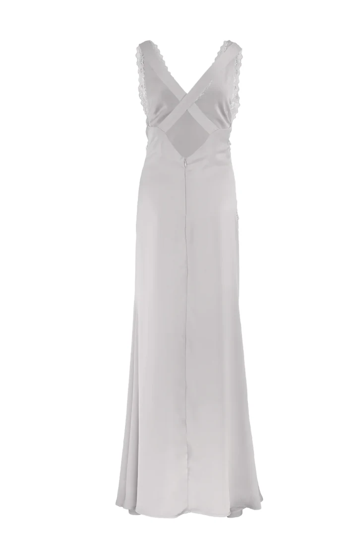 πίσω όψη με το λευκό σατέν βραδινό φόρεμα five pm again white satin dress με ανοιχτή πλάτη και λεπτομέρειες δαντέλας