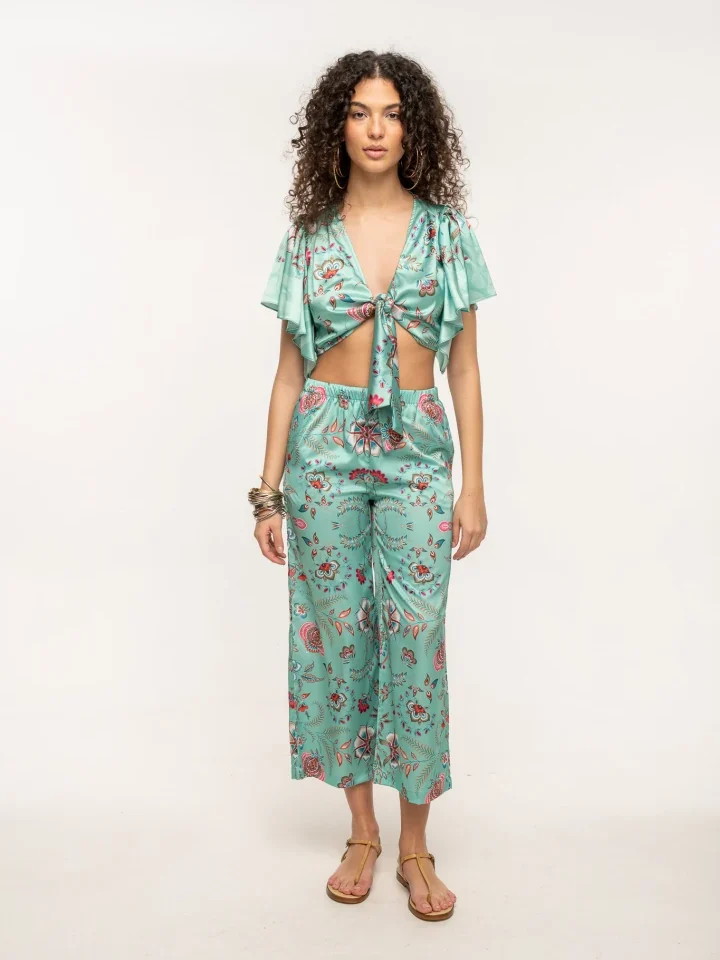 γυναικείο ανάλαφρο σατέν παντελόνι με floral mint μοτίβο και boxy εφαρμογή typelove floral mint aura pants