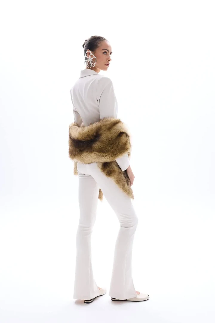 Be A Bee Nadia Off-White Blazer - Image 3