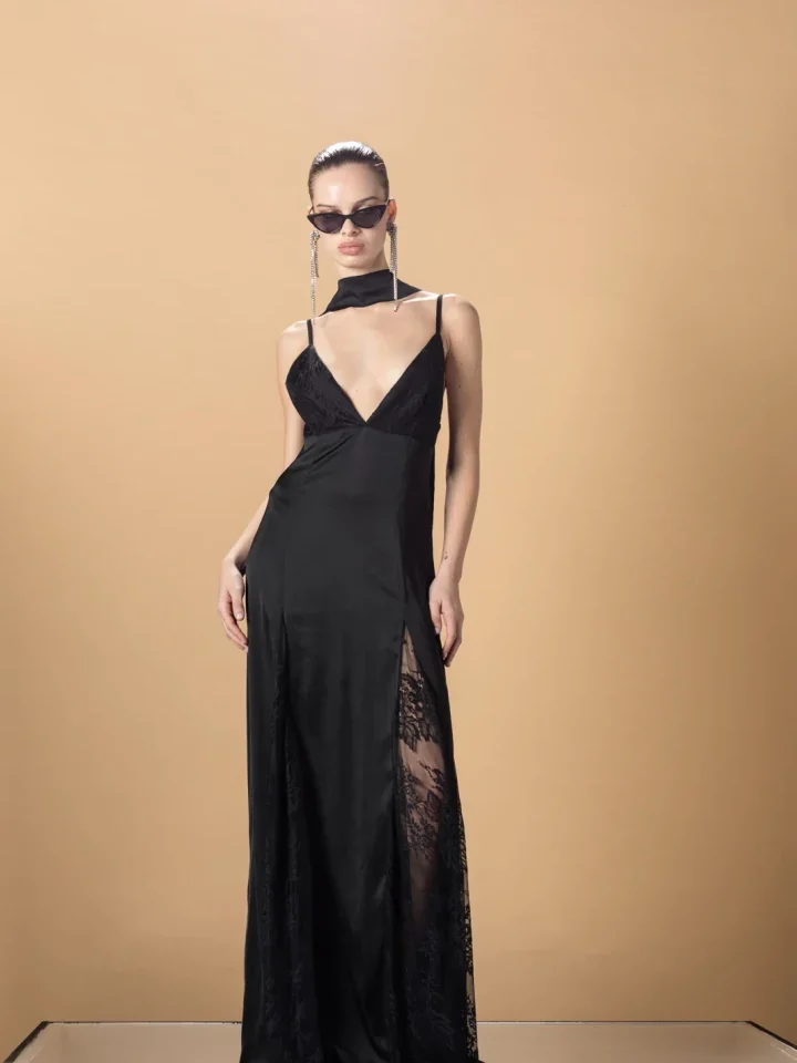 A PIECE OF ME Ophelia dress Black