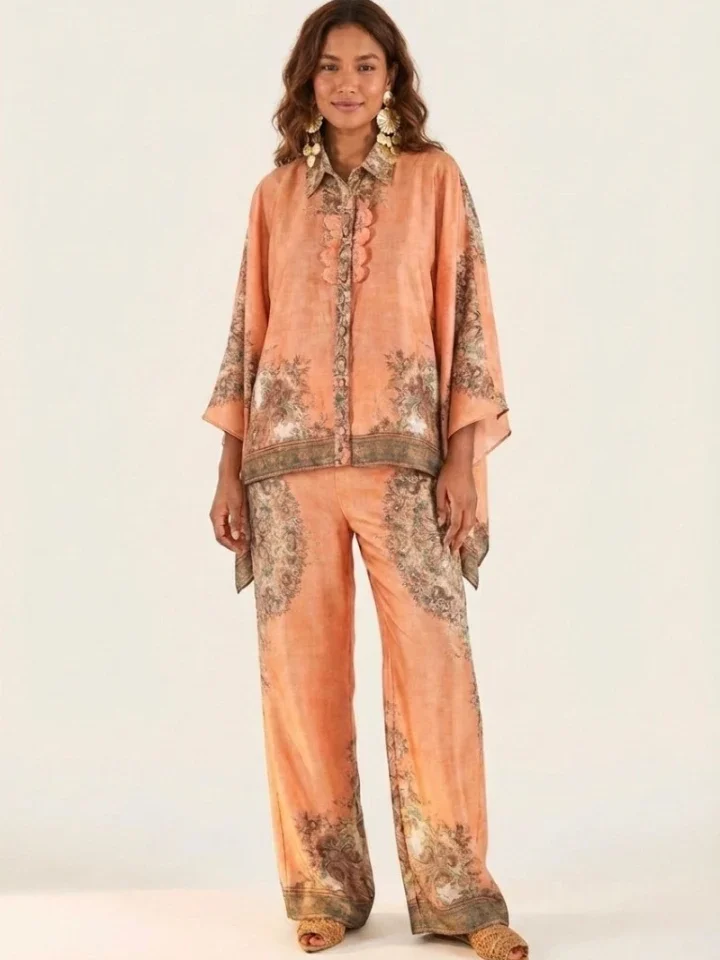 γυναικεία ροδακινί μπαρόκ παντελόνα amosa σε wide leg γραμμή με μεταξένια υφή