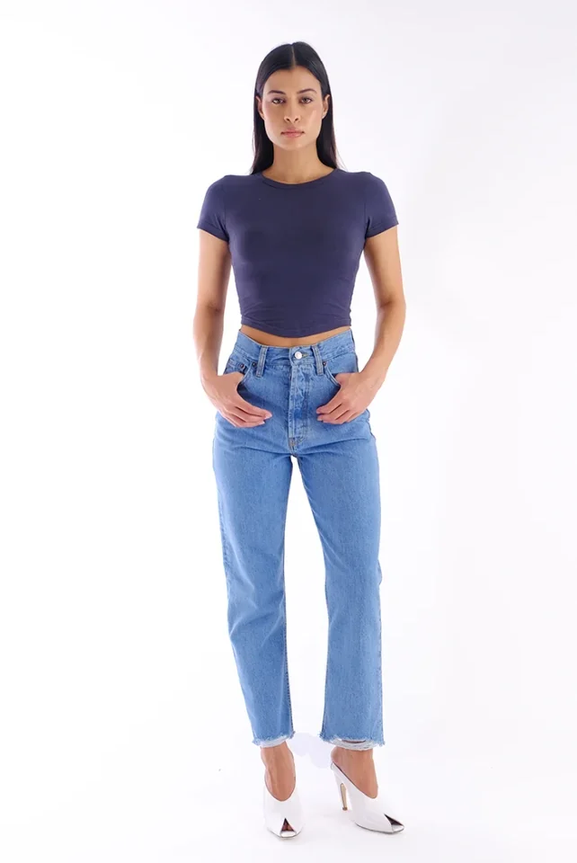 GIA MEDIUM DISTRESSED