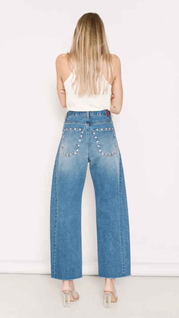 gwen-medium-studded άνετο γυναικείο denim παντελόνι salt & pepper με τρουκς και σταθερό ύφασμα, ιδανικό για μεσογειακούς σωματότυπους