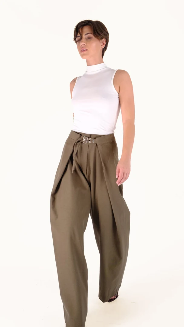 HELENA KHAKI