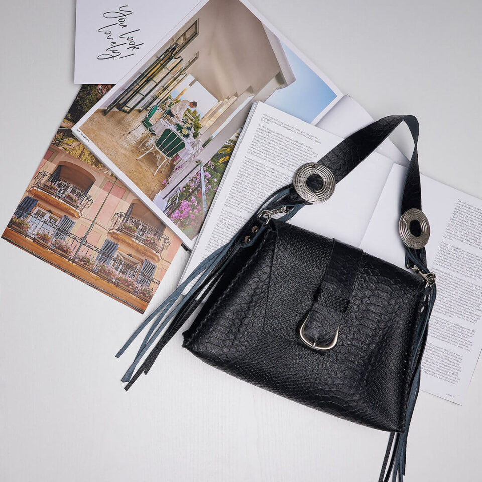 individualartleather-what-a-feeling-black-with-nickel