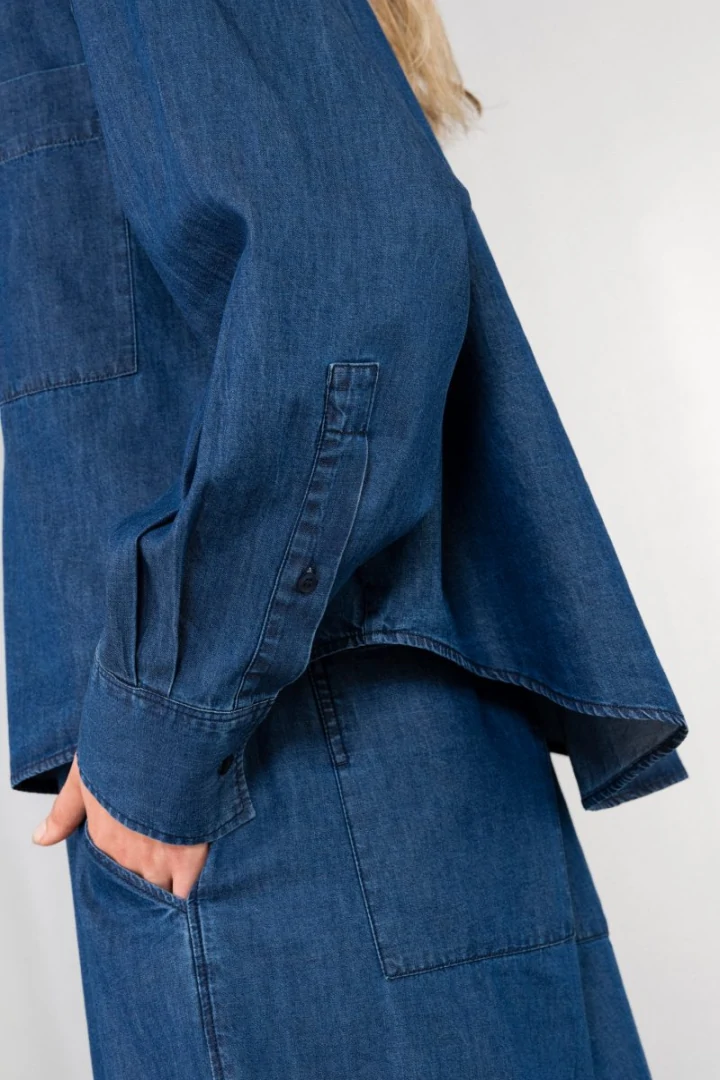 museboutique-philosophy-poukamiso-cropped-light-denim-3