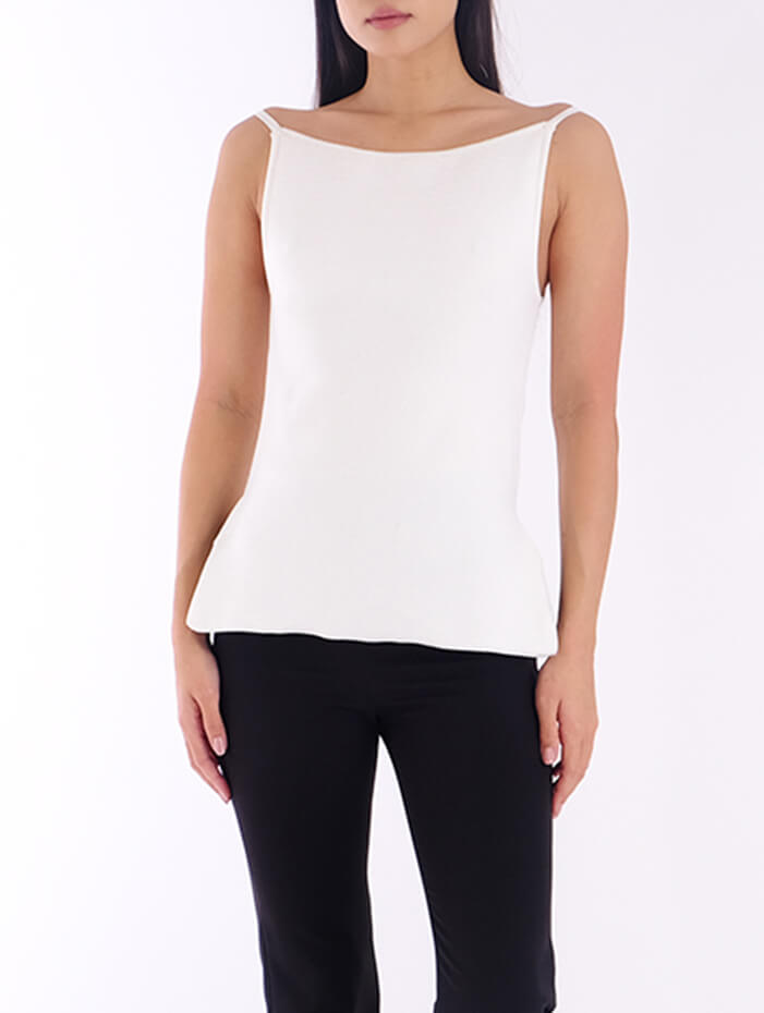 salt-and-pepper-ava-white