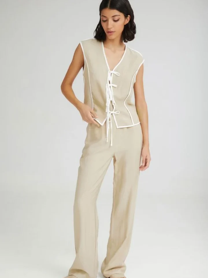 The Sundae Straight Pants Beige