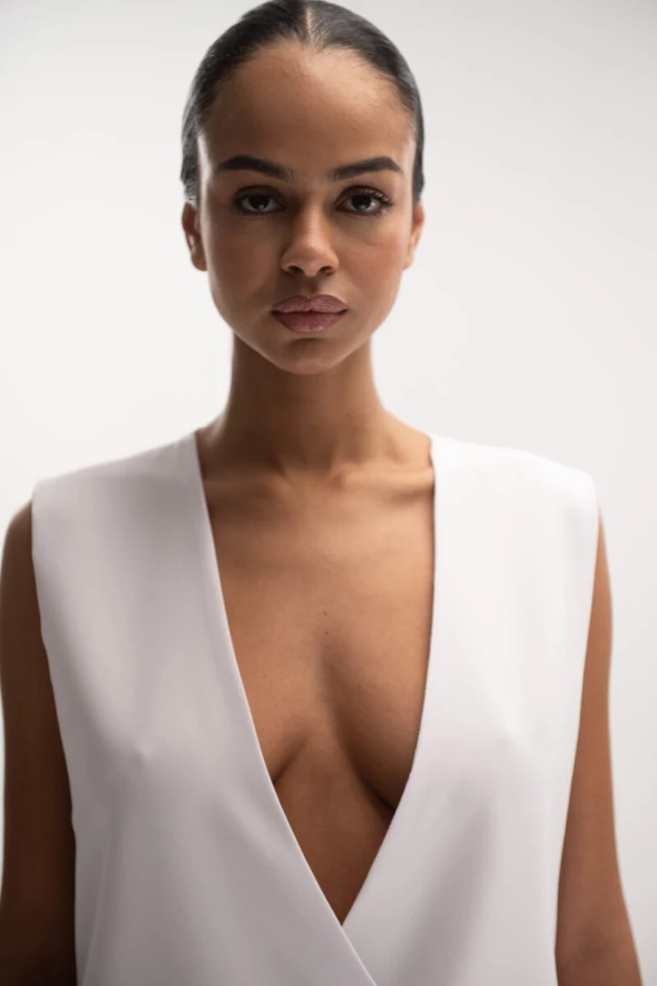 Typelove Vest White - Image 2